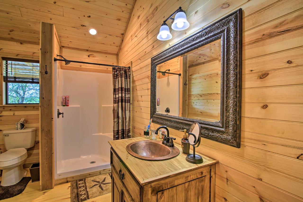 Rustic-Chic Country Cabin - 10 Mi To Main Street! Fredericksburg Exterior foto