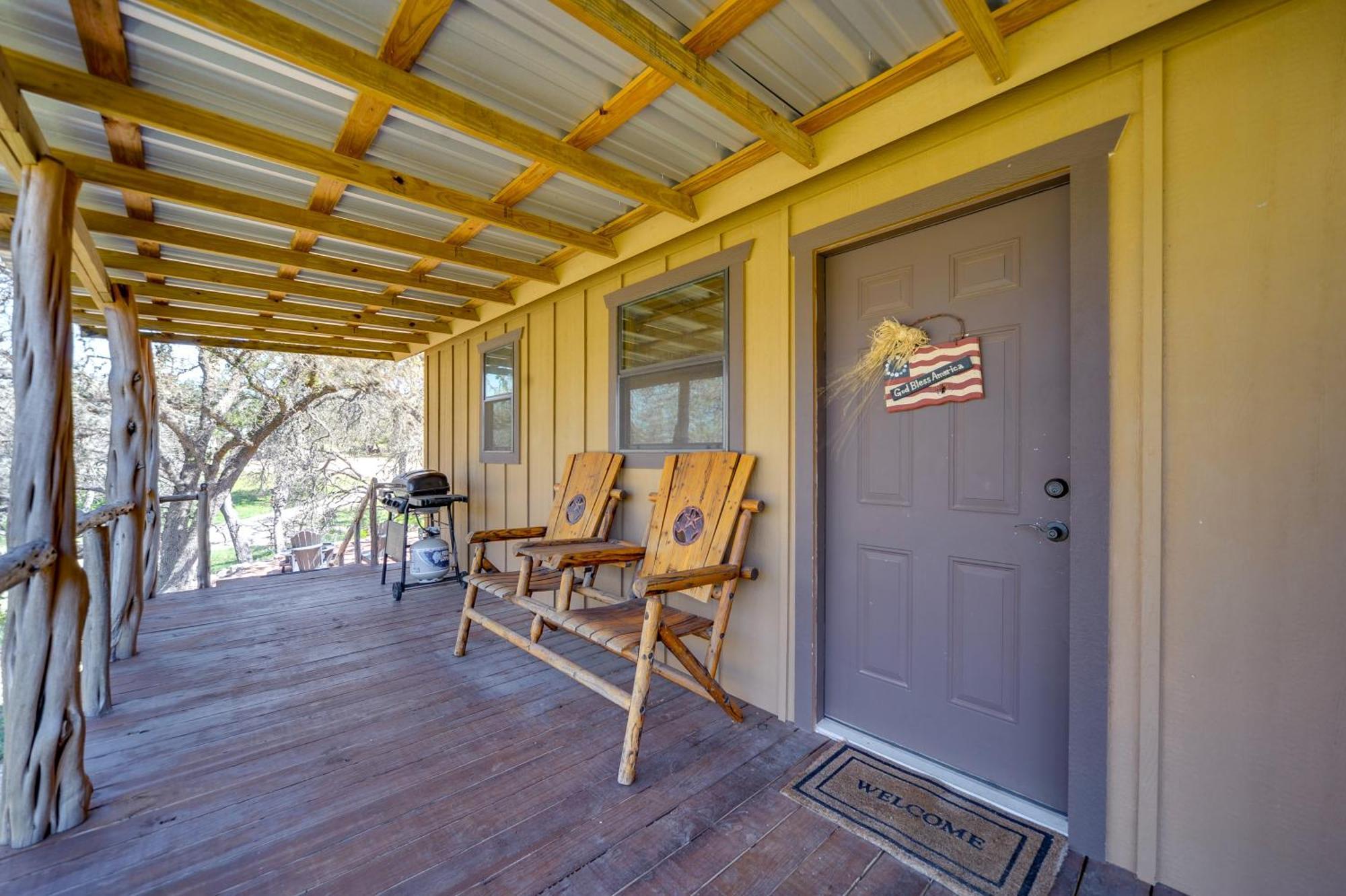 Rustic-Chic Country Cabin - 10 Mi To Main Street! Fredericksburg Exterior foto